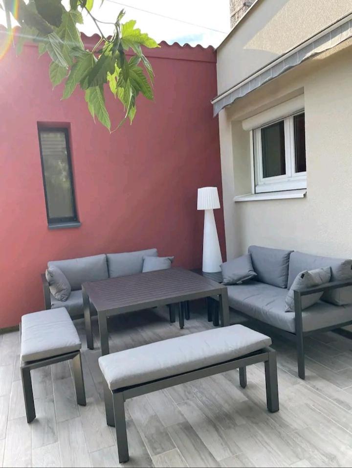 Maison Montoison Exteriör bild